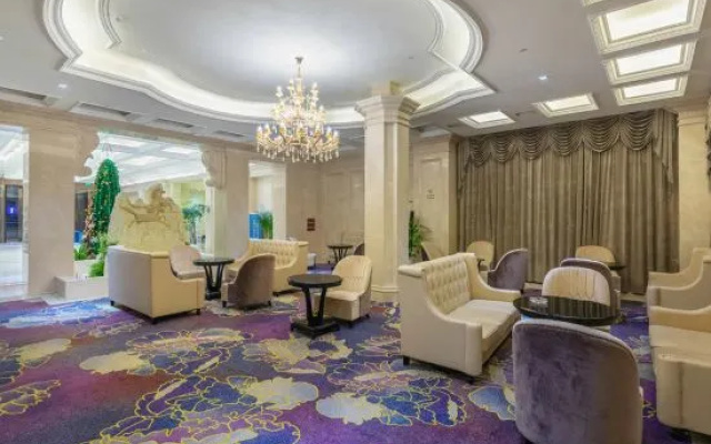 Hefei Guangfu Chenmao Hotel (High-tech Zone West Bus Station Subway Station)