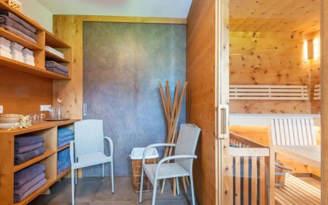 Inviting Flat in Hart With Fitness Room