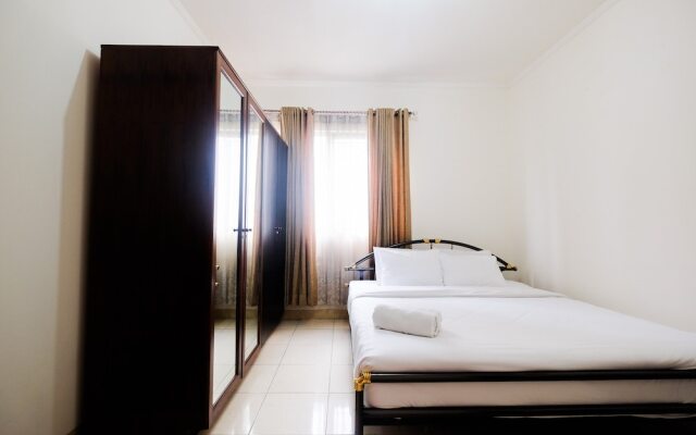 Cozy 2BR Apartment at Mediterania Boulevard Residences Kemayoran