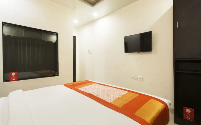 Hotel Swapnalok by OYO