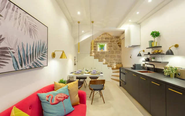 Old Town House With Lush Private Garden