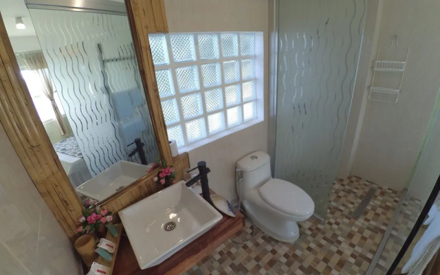 Summer Place Apartments Puerto Galera