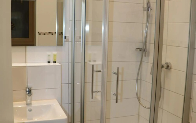 List Five - Your British Guesthouse