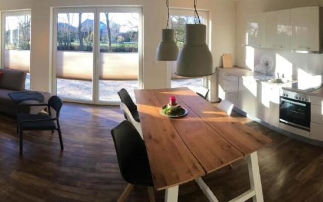 Ferienhaus Sommerbrise, Hof zur Sonnenseite Fehmarn, 4 Sterne