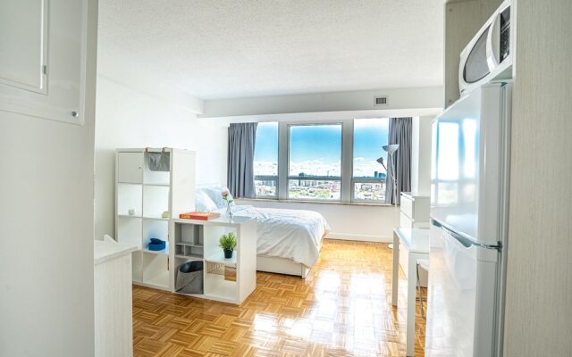 Elegant Studios and Apartments Montreal