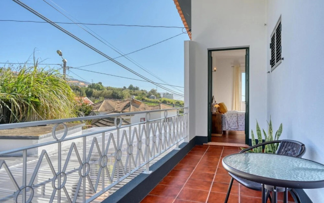 Casa do Valentim a Home in Madeira