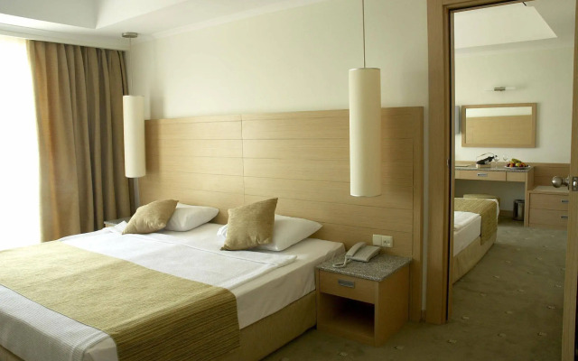 Sealight Resort Hotel