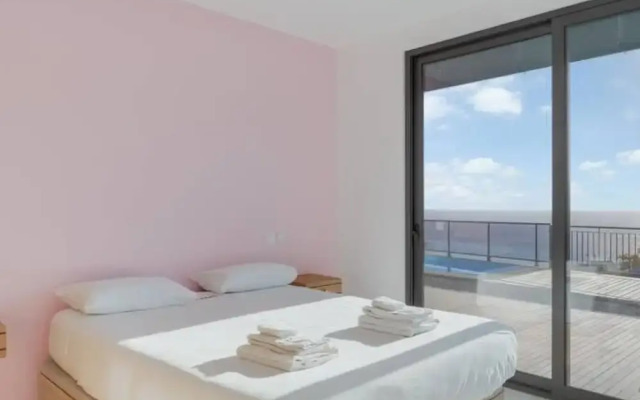 Casa Mozart II 15B in Estreito da Calheta