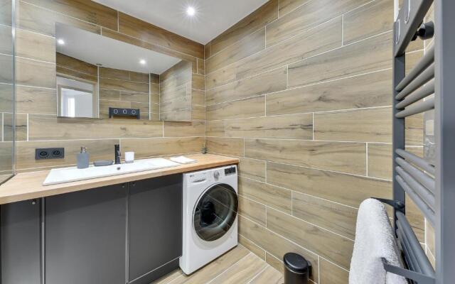 Chic apart with parking and balcony