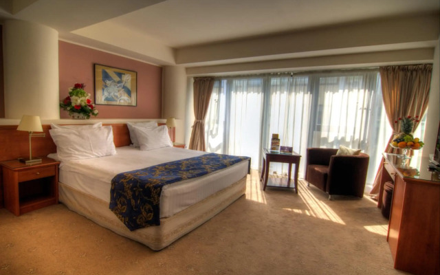 Hotel Dumbrava