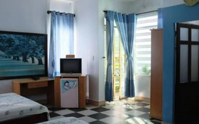 Phuong Thu Hotel