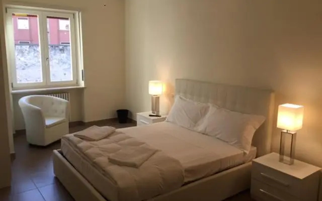 3Jolie Rooms