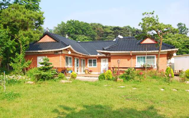 Ganghwa Sunset Ilbonji Pension