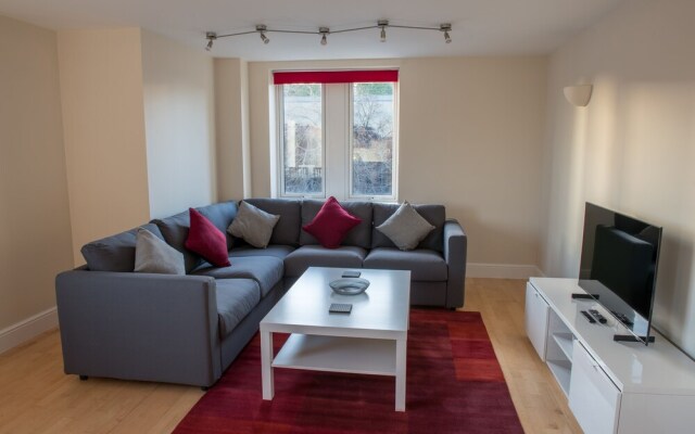 Toothbrush Apartments - Ipswich Friar St