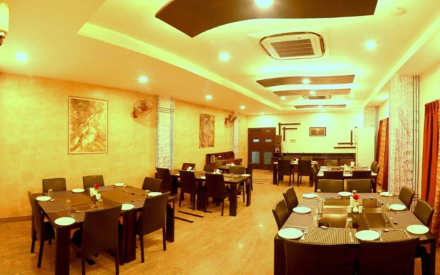 Hotel Royal Palm - A Budget Hotel in Udaipur