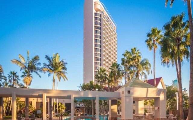 Crowne Plaza Surfers Paradise by IHG