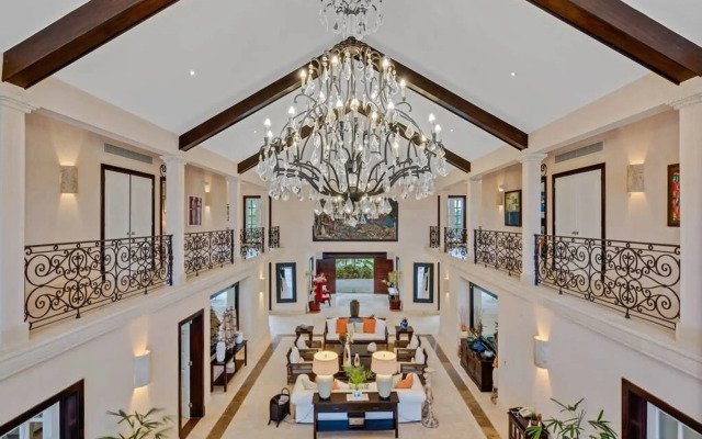 Sophisticated Villas With Private Pools and Staff