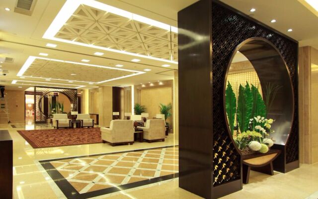 Luxemon Xinjiang Yindu Hotel