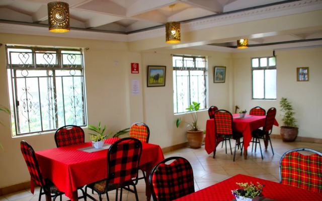 Red Buffalo House Hotel
