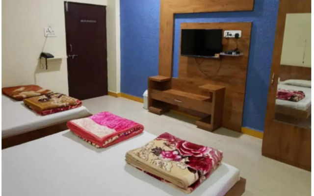 New Hotel Shree Radha Krishna Palace