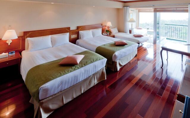 Oriental Hotel Okinawa Resort & Spa