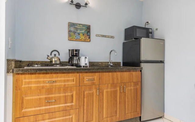 Spacious 7BR 6BA Villa 2 Pools Walktobeach