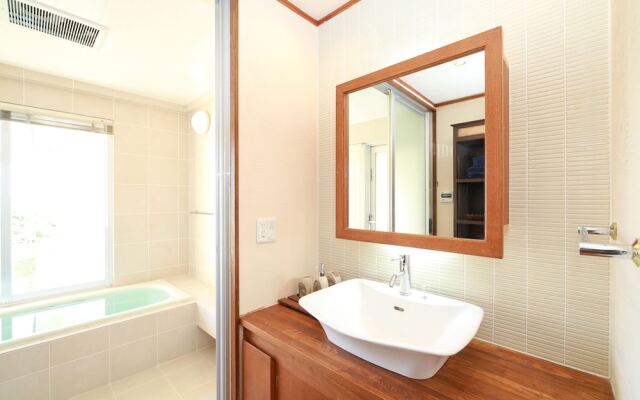 Ishigaki Island HEKI igusa villa