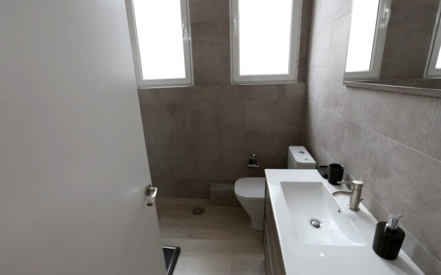 Apartment With one Bedroom in Madrid, With Wonderful City View, Balcony and Wifi