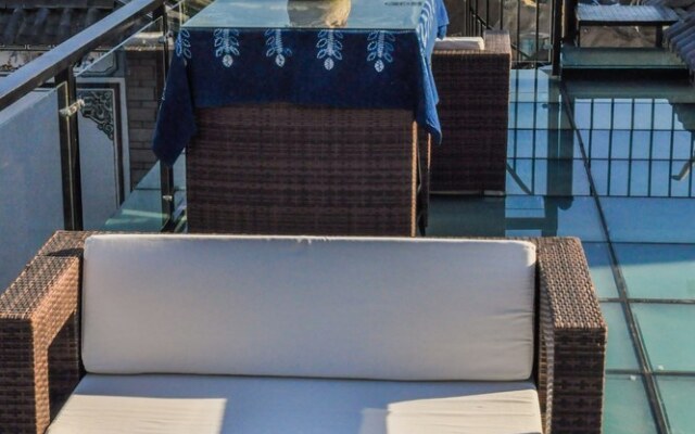 Gaoliang Holiday Inn (erhaimen, ancient city of Dali)