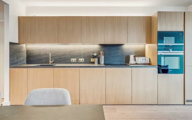 Refined 3-bedroom Condo