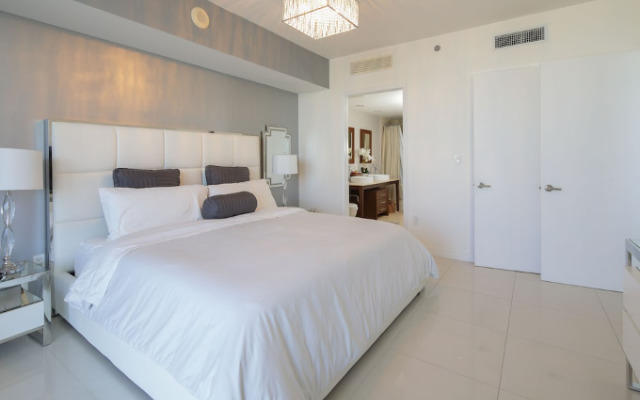 Icon Residences by Flashstay