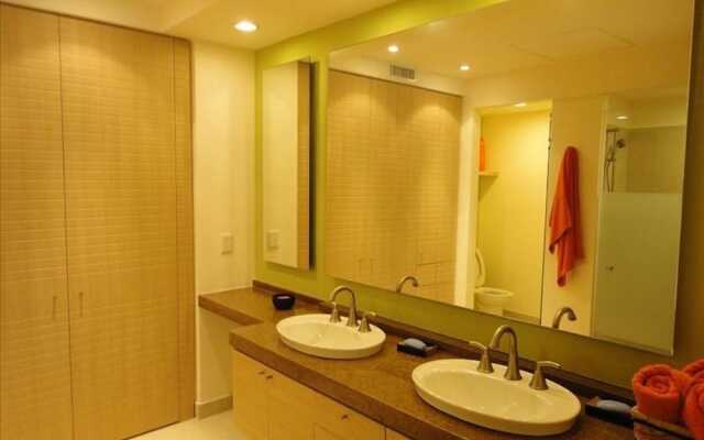 Unlimited Luxury Villas - Del Canto Condo