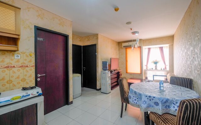 Comfort And Homey 2Br At Nifarro Park Apartment