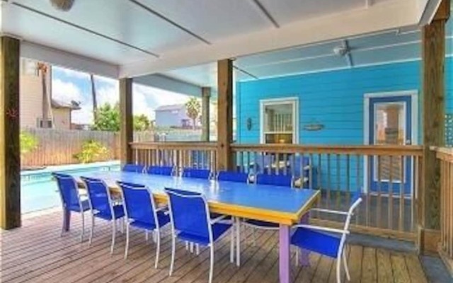 Gnarly Marlin 4 Bedroom Home