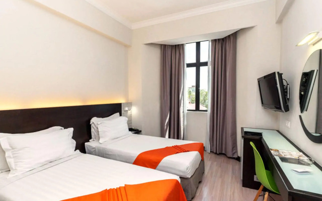 Regalodge Hotel & Spa