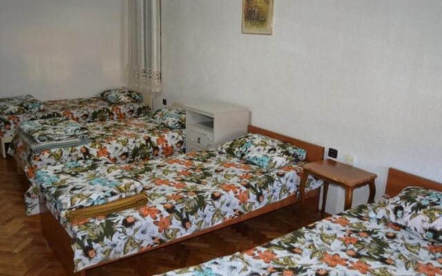 Hostel Valentin