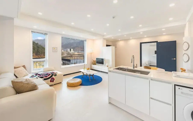 Gapyeong Haneul Sanchaek Poolvilla Pensi