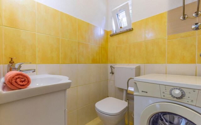 Stunning Home in Medulin With Wifi and 1 Bedrooms