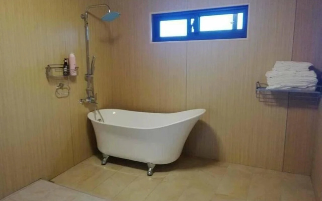 Shen Shan Lin Nai B&B