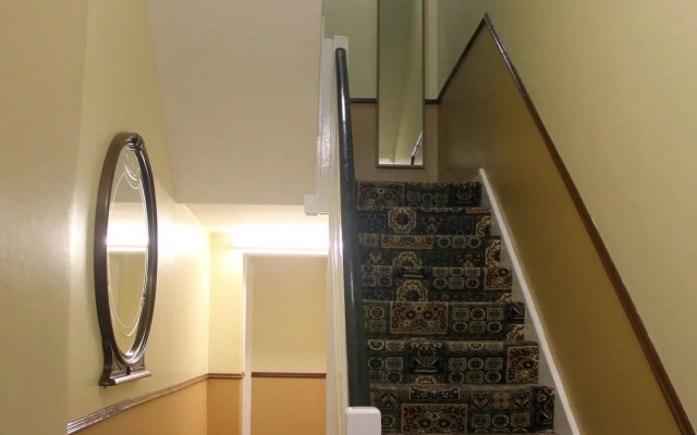 Corbigoe Hotel