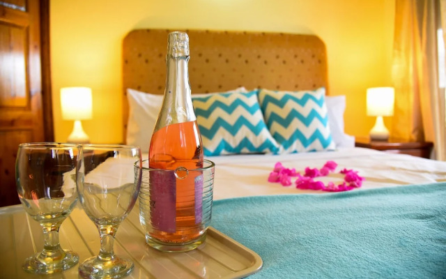 Spice Bay Suites
