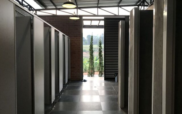 Kondee Cino Cafe and Glamping