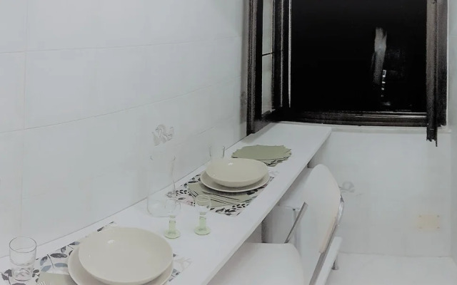Rhome Sweet Rhome Suite