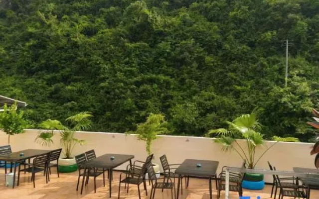 Shanwan Yujing Hotel (Detian Transnational Waterfall Scenic Area) — 3-star hotel in Chongzuo