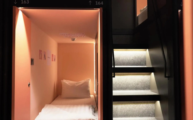 Capsule Transit KLIA 2 (Airside) - International Departure, Satellite Building, Level 2 – Guest Rooms – Sepang