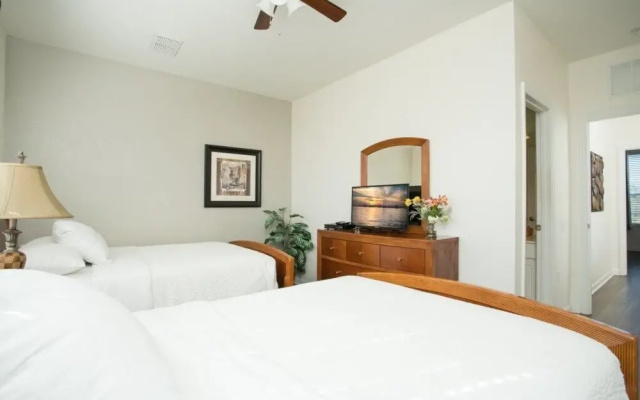Vista Cay Villa - New!