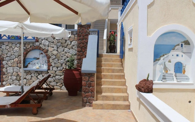 Hotel Thira