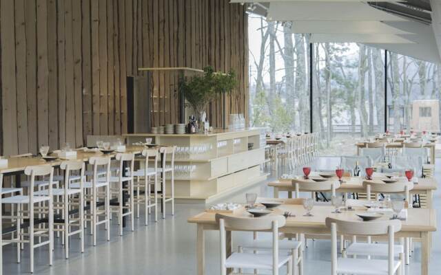 Snow Peak LAND STATION HAKUBA