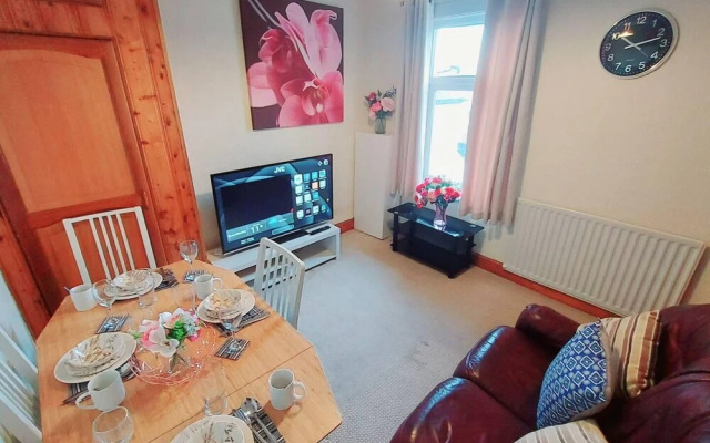 Garfield Villa-beautiful 4-bed House in Gillingham