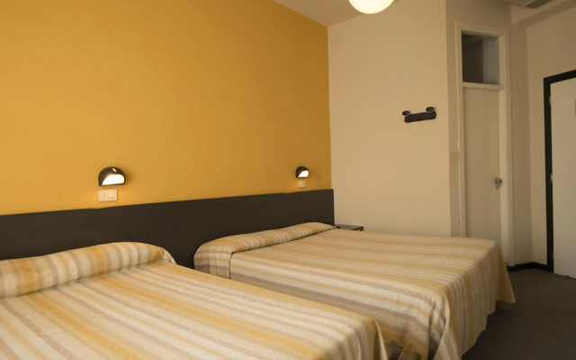Hotel Airone